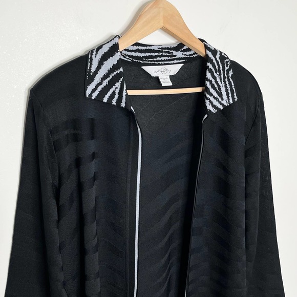 Ming Wang Women's Open Front Cardigan Size XL Black Animal Print Long Sleeve - Picture 3 of 7
